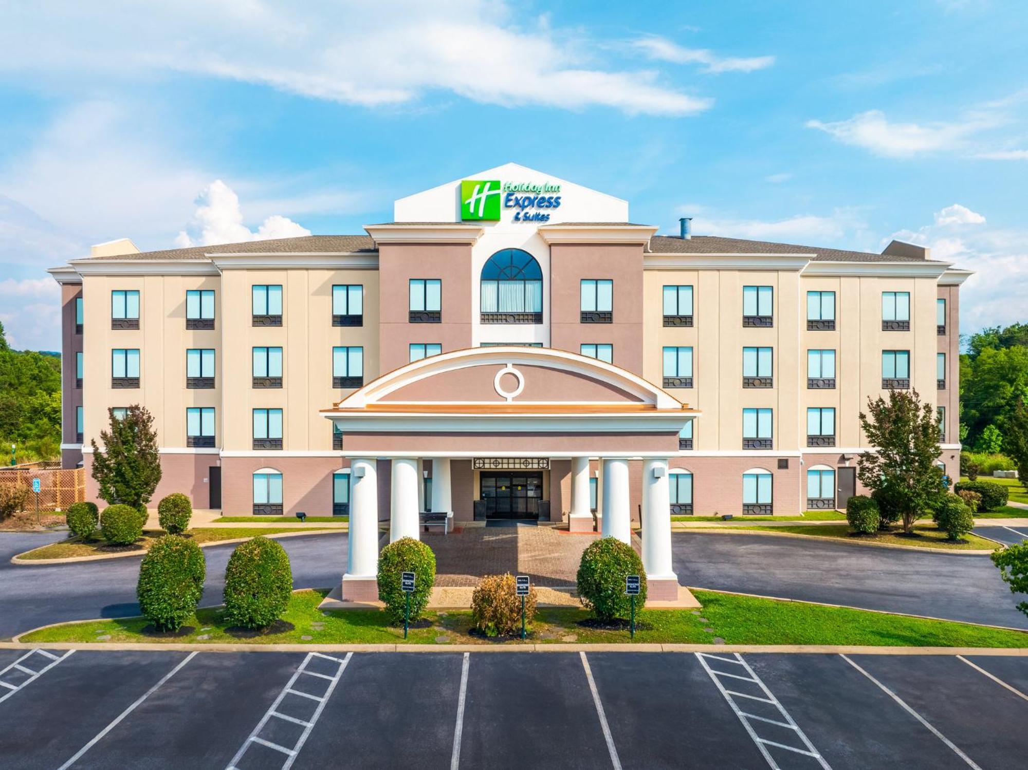 Holiday Inn Express Hotel & Suites Newport South By Ihg Bagian luar foto