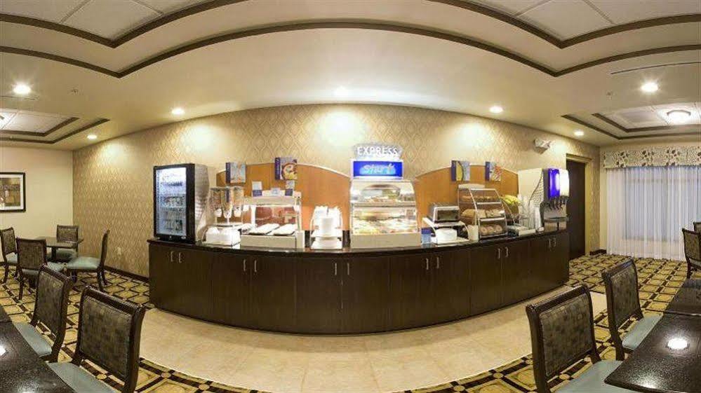 Holiday Inn Express Hotel & Suites Newport South By Ihg Bagian luar foto
